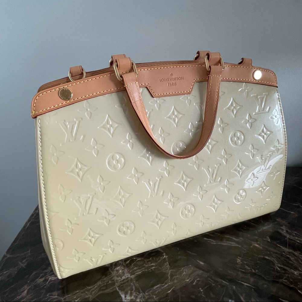 Louis Vuitton Brea GM38 Cream